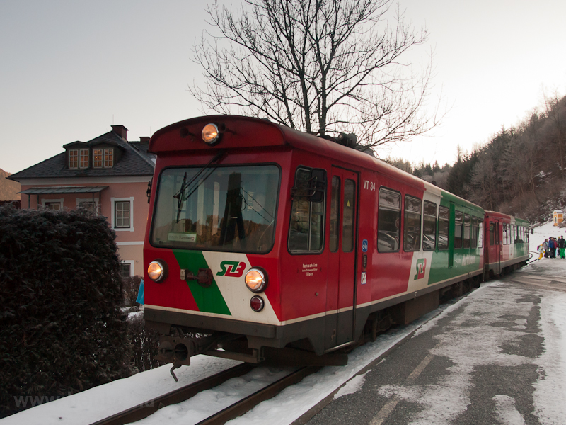 Az STLB Murtalbahn motorvonata Murauban - a kpen a reggeli Murau-Kreischberg svonat lthat
 fot