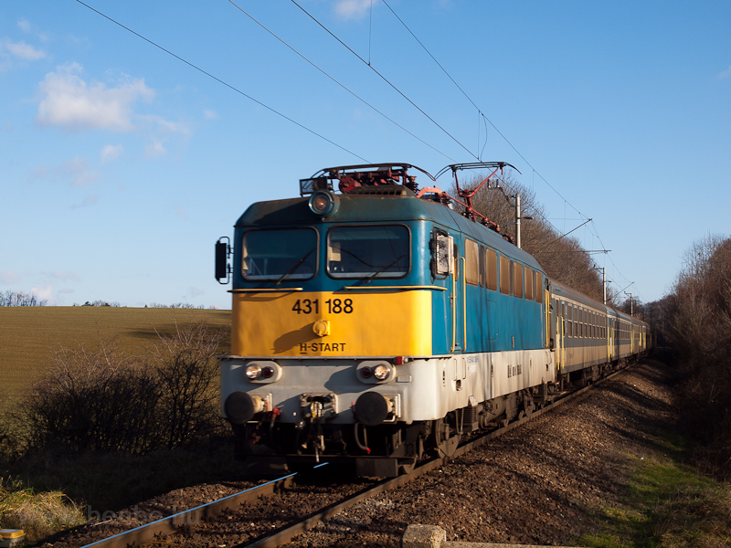 A MV 431 188 Vroslőd-Kislőd s Ajka kztt
 fot