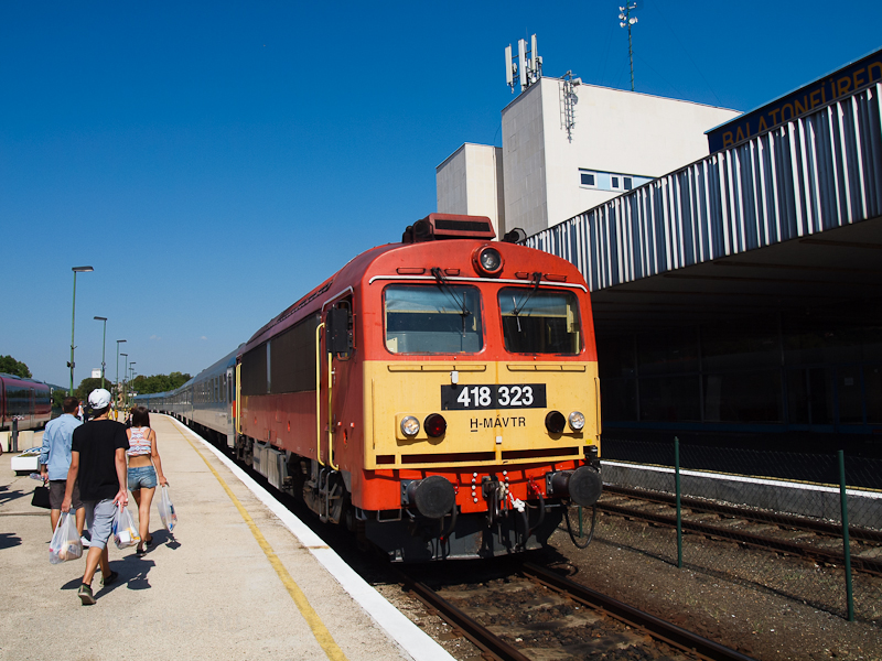A 418 323 Balatonfüred állomáson fotó