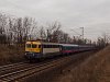 I was on my way to the university at Eger when I stopped for a few photos on the Budapest-Vác line to take a few last photos of the old commuter EMUs (BDVmot) that are being moved to Miskolc. I had a look at the GPS locomotive map and saw a class M41 locomotive moving near Balassagyarmat. I spent no time hesitating, jumped in my car and ran to the site as fast I could. I got lucky.