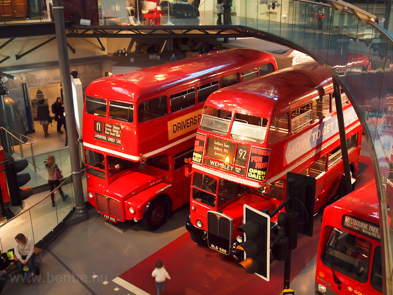 Routemaster emeletes buszok a londoni Tmegkzlekedsi Mzeumban
 fot