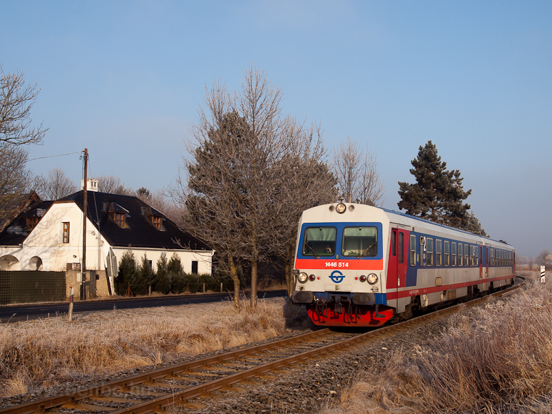 A GYSEV 1446 514 Kőszeg és Kőszegfalva között napsütésben
 fotó