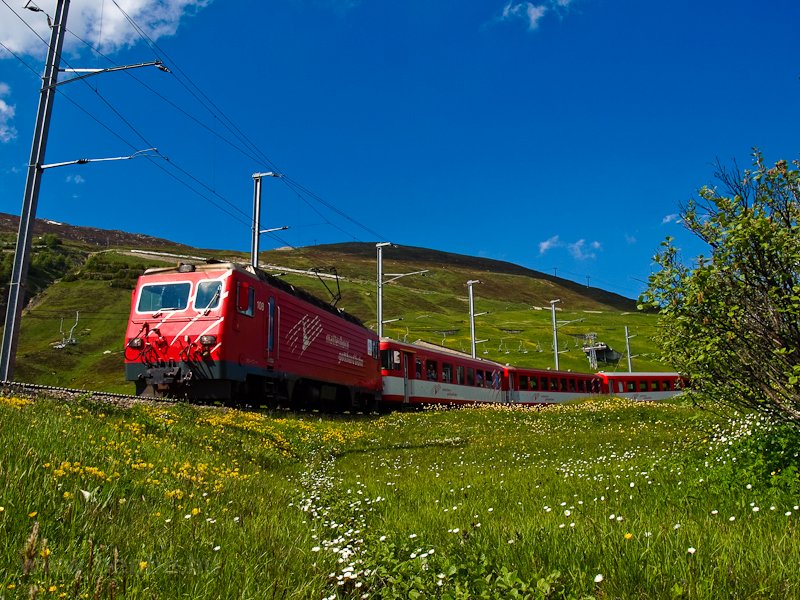 MGB mozdonyos szemlyvonat a HGe 4/4 II 108-cal Ntschen s Andermatt kztt
 fot