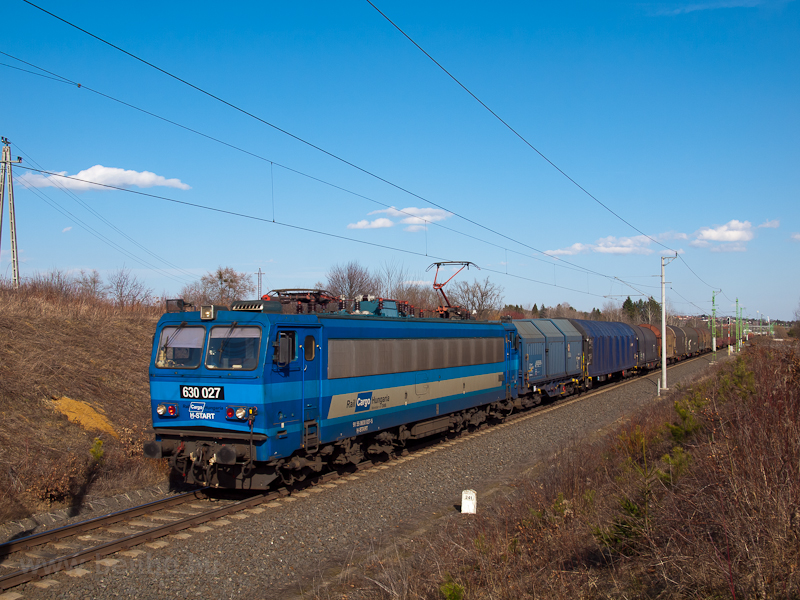 The MV-START Werbelok 630 027 (RailCargoHungaria) seen hauling a freight train between Zalalvő and Felsőjnosfa photo