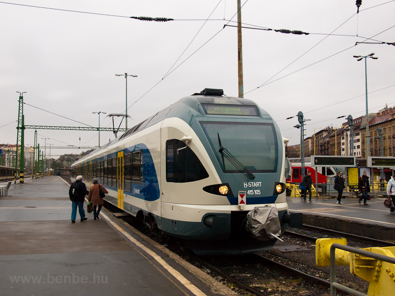 Ezek annyira beváltak, hogy távolságivá alakultak és Göcsej InterCity-ként egészen Zalaegerszegig közlekednek. Így Veszprémen túl is javult a szolgáltatás minősége és nem rosszak a visszajelzések. kép 415 105 a Déliben veszprémi sebesvonattal fotó