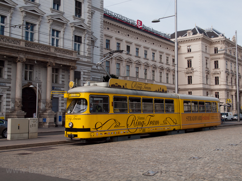 Vienna Ring Tram, egy E1 tpus retr-villamos
 fot