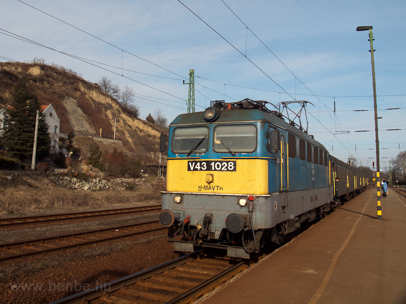 A V43 1028 Tokajban
 fotó
