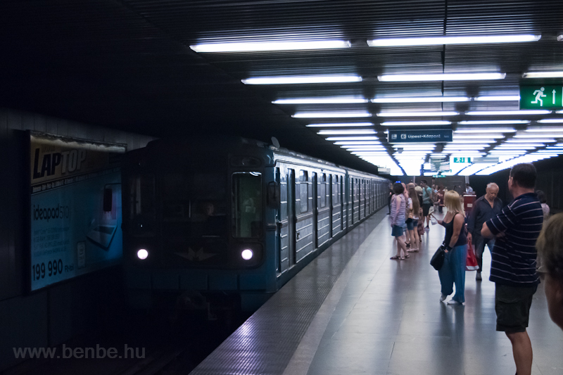 Rgi orosz metr a Hatr ton
 fot