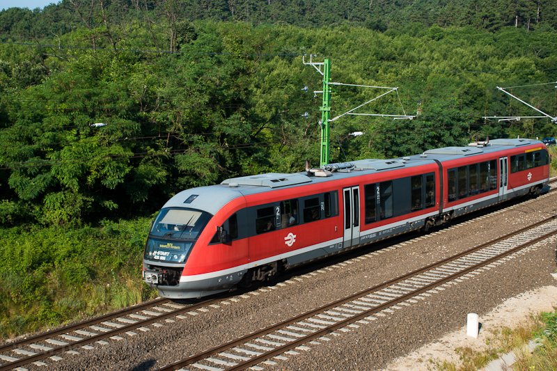 A 426 006 plyaszm Desiro Terranova kitrőben
 fot