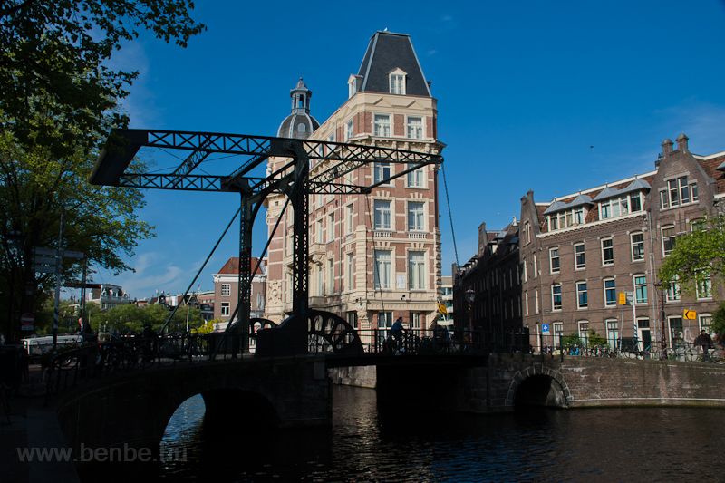 Az Aluminiumbrug felvonhd Amszterdamban
 fot