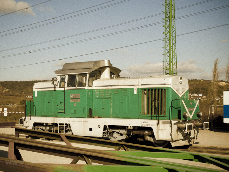 Archív képek Óbuda állomásról: a térvilágítókat építik a konténerterminálnál fotó