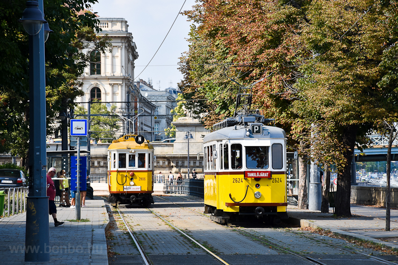 The BKV Budapest 2806 wood frame and the 2624 steel frame historic trams (nosztalgiavillamos) seen at Clark dm tr, near Lnchd (Chain Bridge) photo