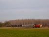 A MÁV-START 628 127 Jászberénybe tartó tehervonatot húz Hatvan és Jászfényszaru között

