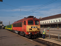 418 309 GYSEV Schlieren kocsikkal Győrben
