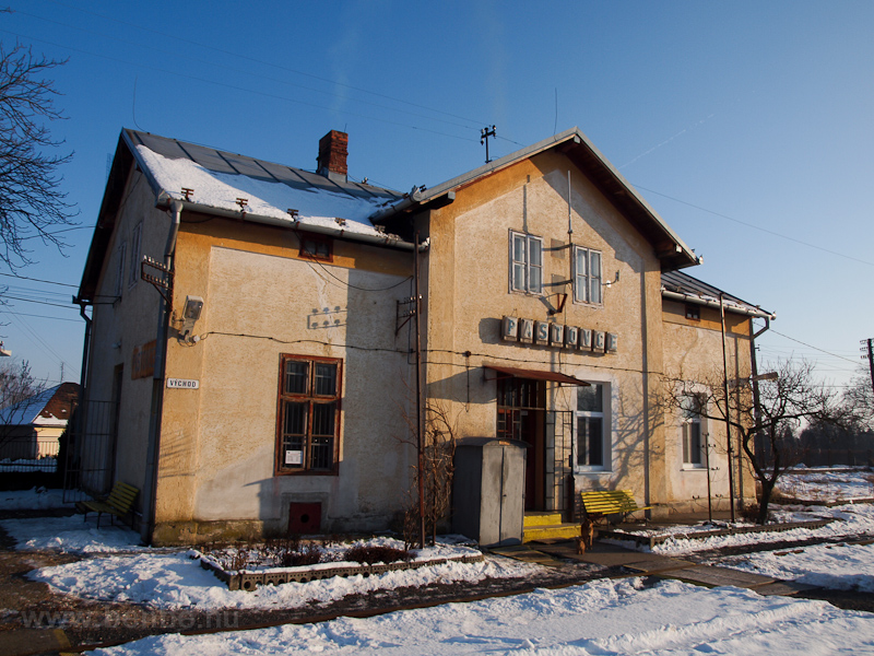 Pastovce station photo