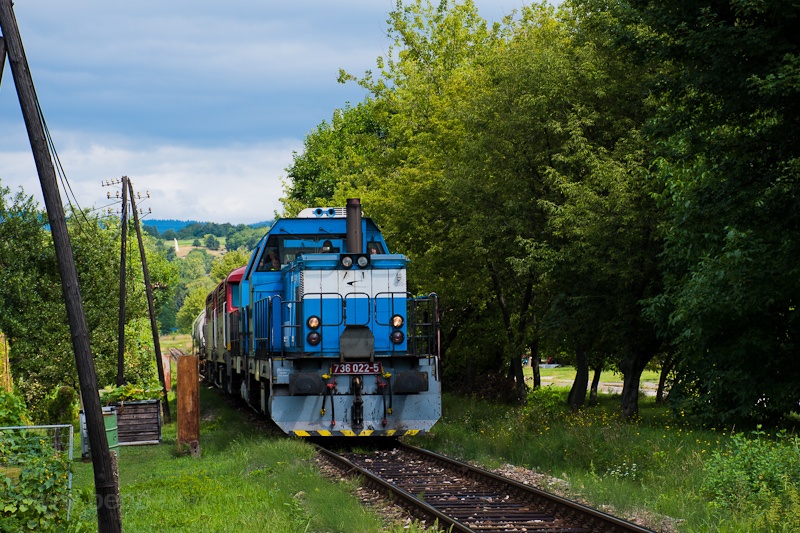 A ŽSSKC 736 022-5 Hrsas-Nyitratorms s Privigye-Bajmcfrdő kztt fot