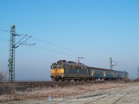 V43 1364 a gyöngyösi ingavonattal Vámosgyörknél