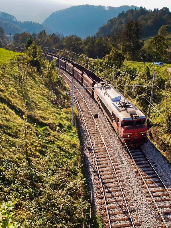 The SŽ 363 021 seen be photo