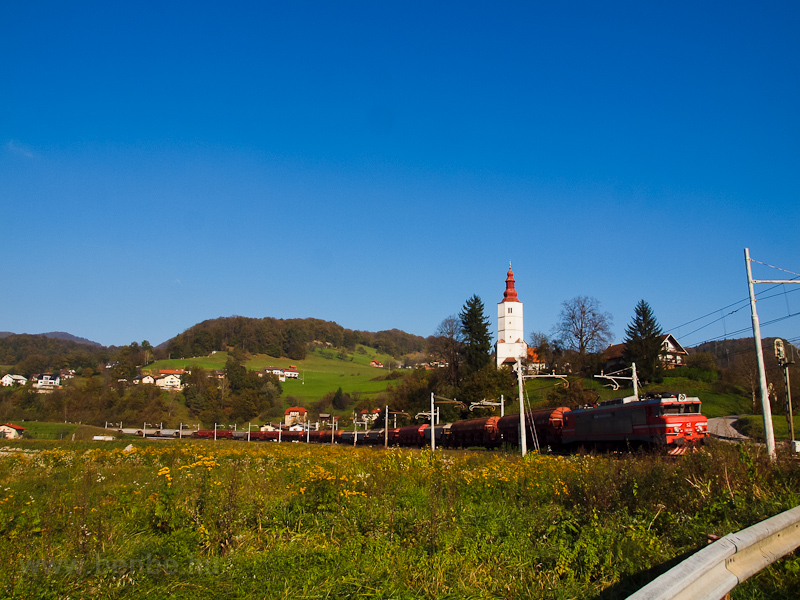 The SŽ 363 004 seen be photo