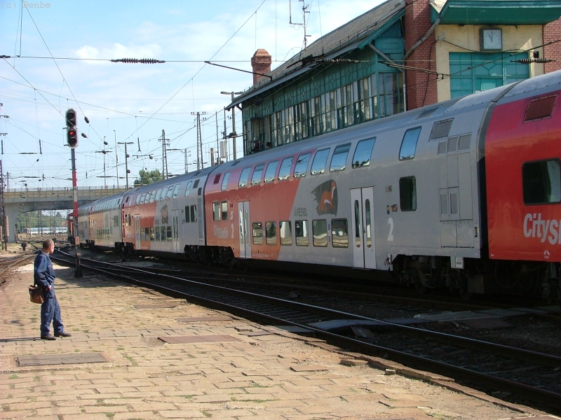 Erlebniszug Wiesel-kocsikkal Budapest Nyugati pu.-n fot