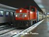 A 2067 103-8 pályaszámú gépről a kép 2007. 11. 16. -án készült Wien Westbahnhofon 