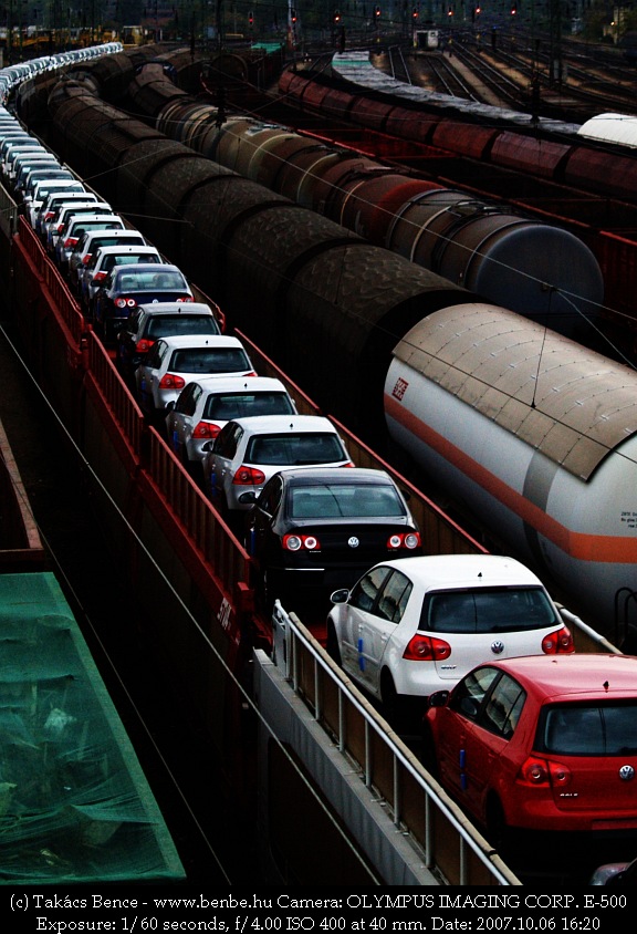 Car transporter train photo