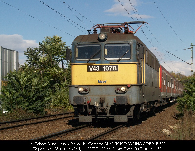 V43 1078 near Kelenföld photo