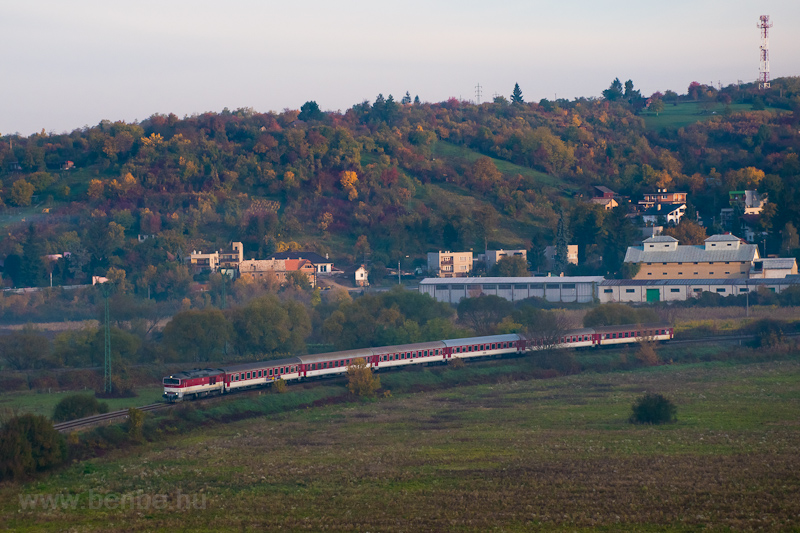 The ŽSSK 757  001-3 seen between Sd and Fi'lakovo photo