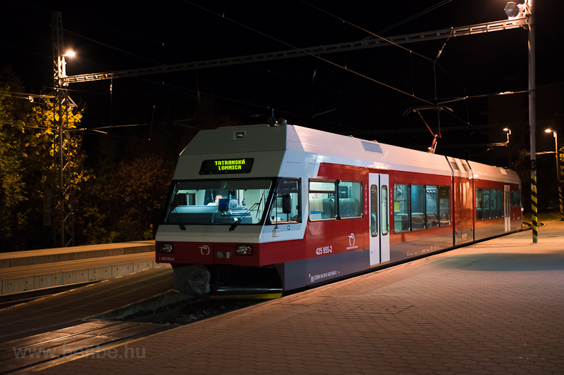The ŽSSK 425 955-2 seen at Stary Smokovec photo