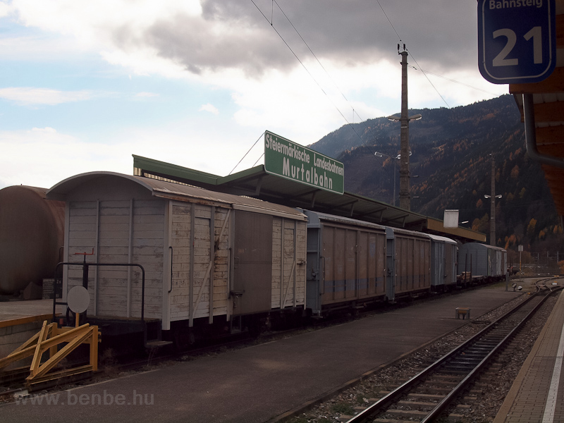 The Murtalbahn tracks at Un photo