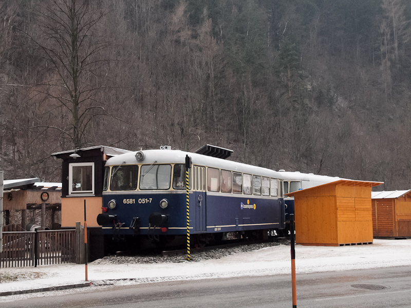 Az BB 6581 051-7 Payerbach-Reichenau kzelben, a Schwarza-Viaduktnl fot