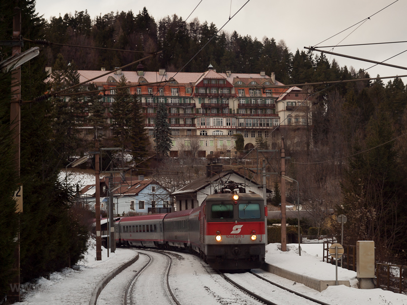 A BB 1044 011-3 Wolfsbergkogel megllhelyen fot