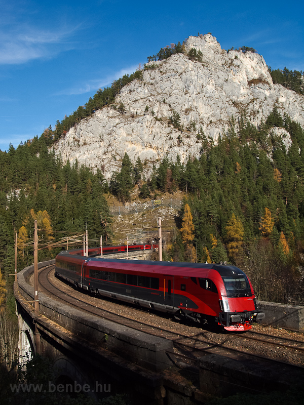 A railjet seen on the Kalte picture