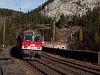 Az BB 1142 700-2 Wolfsbergkogel s Breitenstein kztt tolgpes szolglaton a Kalte Rinne-Viadukton