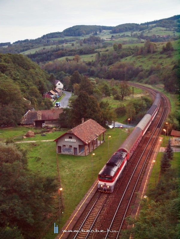 The fast train Gemeran at Dvnyoroszi (Podkrivan) stop photo