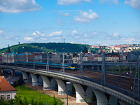 The ČD 682 002-1 <q>Integral</q> trainset is seen at Praha hlavn ndraž