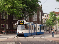 Amsterdam tramcar number 914 (type 11G, builder: La Brugeoise et Nivelles, BN) seen in a very narrow street with occasional track plait (single-track with four rails) sections