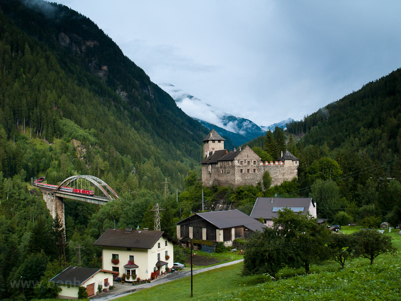 Az Arlbergbahn-Ostrampe ékk fotó