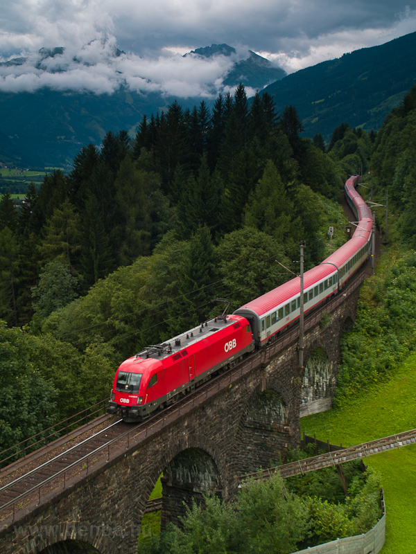 The ÖBB 1116 222-9 seen bet picture