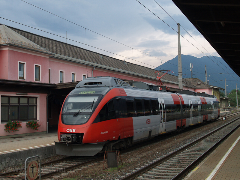 The ÖBB 4023 008-8 seen at  photo