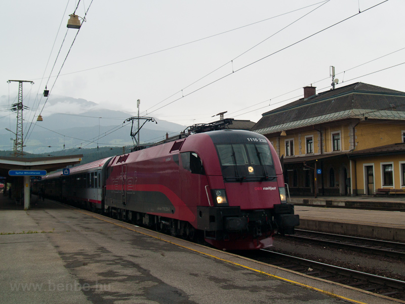 The ÖBB 1116 228 seen at Sp photo
