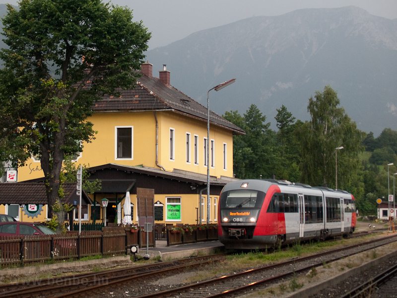 The ÖBB 5022 041-5 seen at  photo