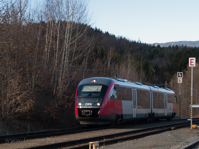 The ÖBB 5022 035-7 seen at  photo