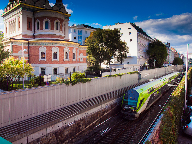 City Airport Train Rennwegn fot