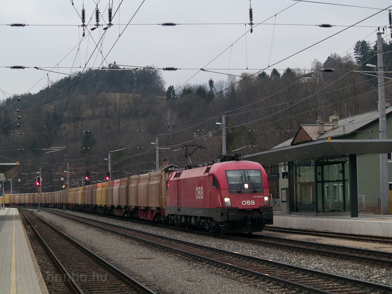 The ÖBB 1116 093-4 seen at  photo