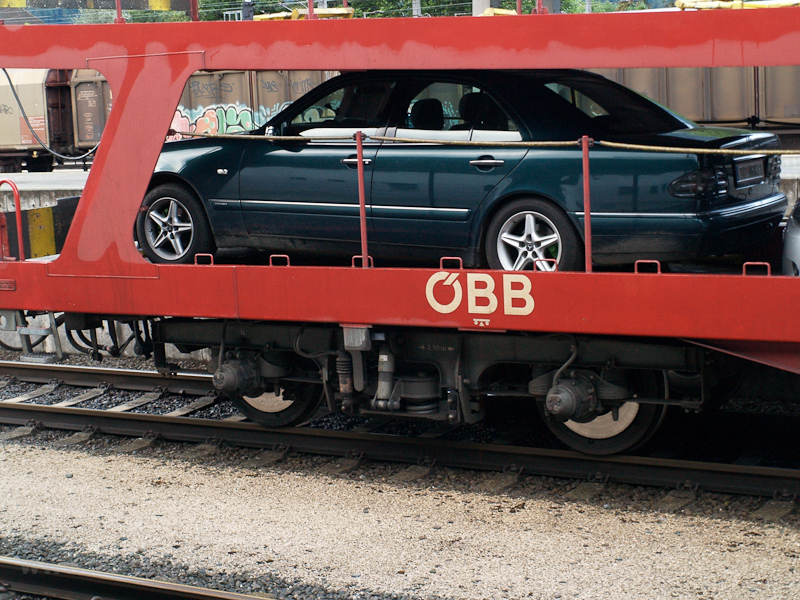 A car transporter car at Bl picture