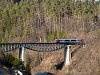 Egy ÖBB 5022  Dechantskirchen és Rohrbach-Vorau között a Lafnitz-Viadukton