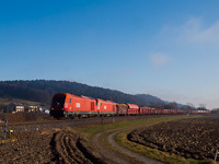 The BB 2016 054 seen hauling a freight train between Gniebling and Rohr