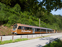 The NVOG Himmelstreppe ET 8 seen between Frankenfels and Schwarzenbach an der Pielach