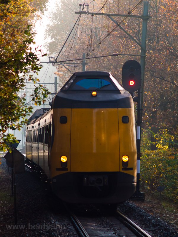 Koploper motorvonat Leiden  fot